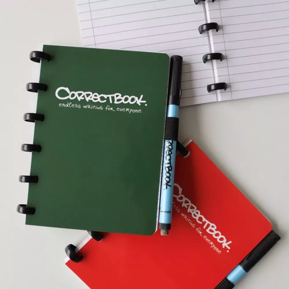 Correctbook | A6 | 40 pagina's blanco | Rood